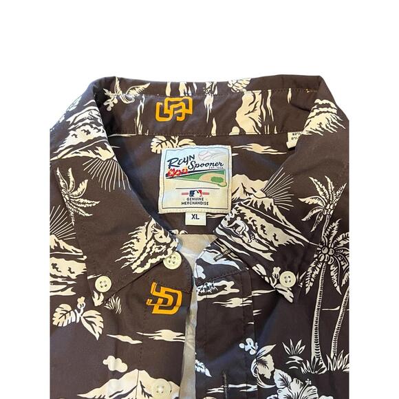 Padres Button Up - Picture 3 of 4